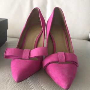 Suede Bow Pumps